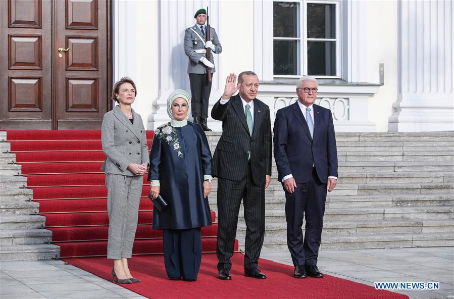 recep tayyip erdogan (2nd r) and his wife at the presidential
