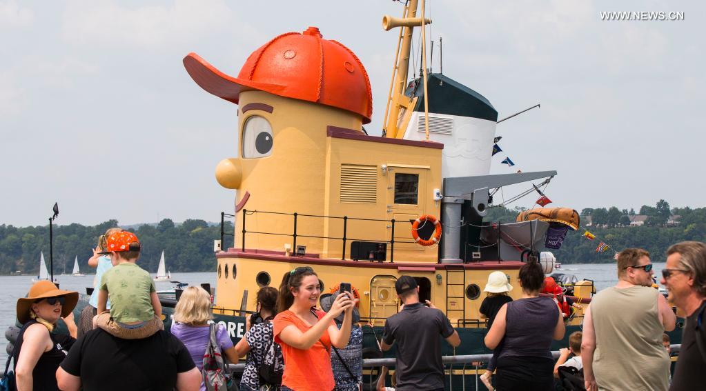 tugboat theodore too arrives at port of hamilton in canada on