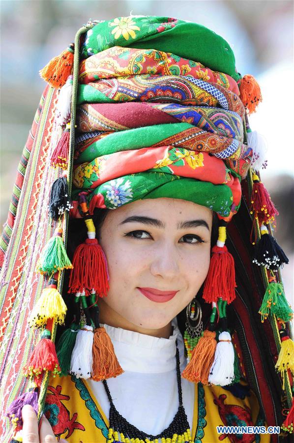 uzbek people celebrate nowruz festival in tashkent