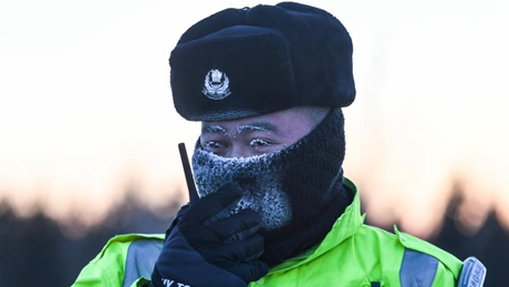 workers stick to posts as strong cold wave sweeps xilingol