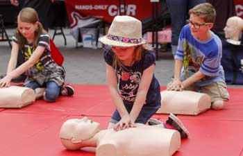In pics: Sidewalk CPR Day in Los Angeles