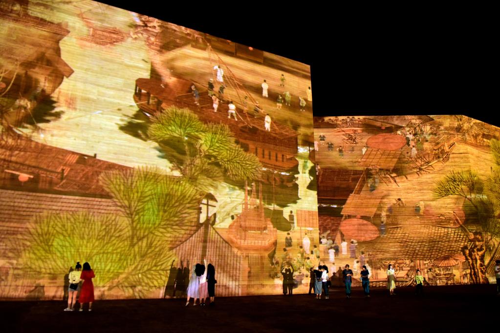 探访只有河南戏剧幻城