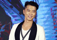 王雷《铁在烧》将播 七夕发布会获惊喜