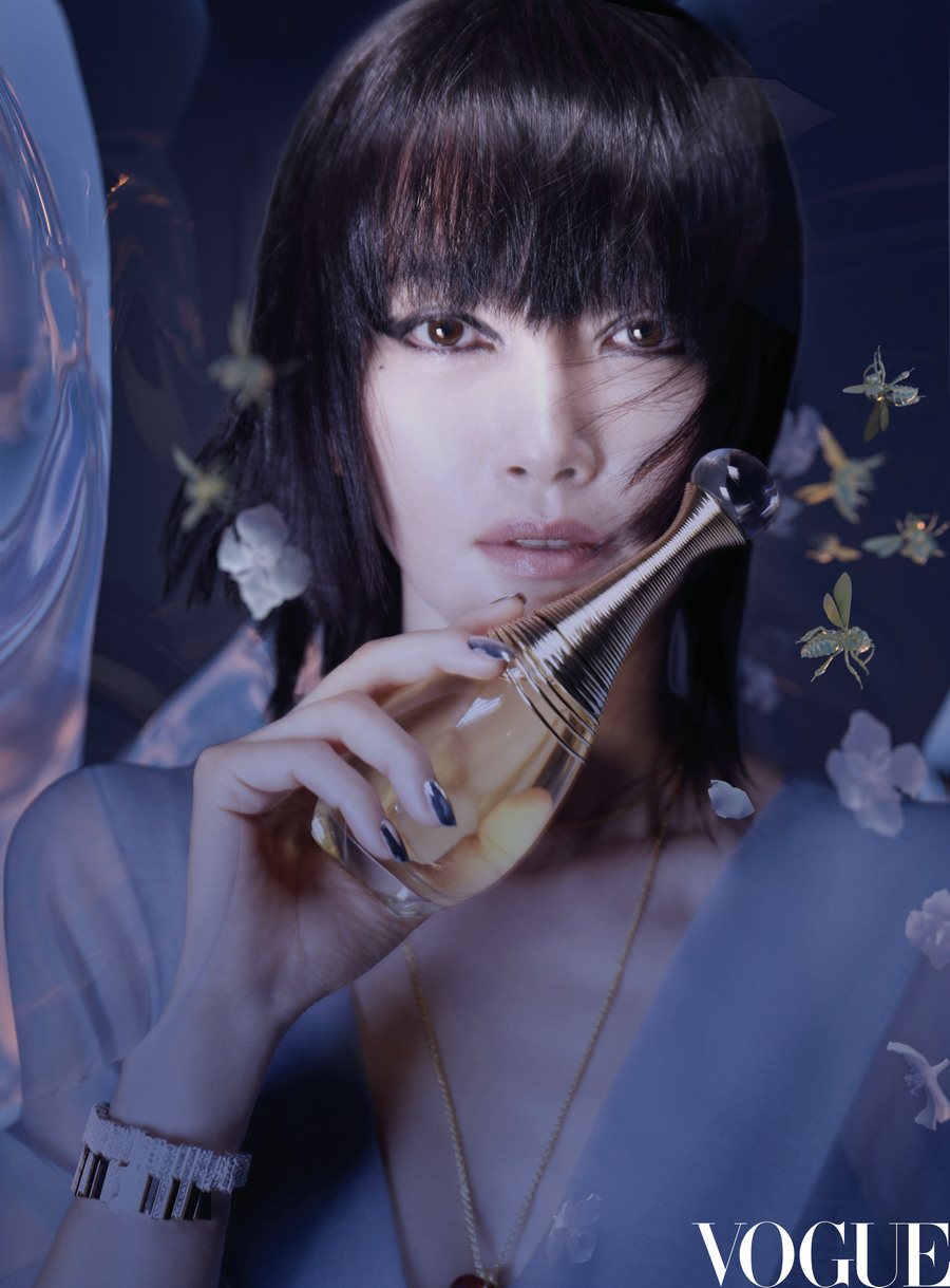 李冰冰杂志大片飞花幻境展示魅力真我