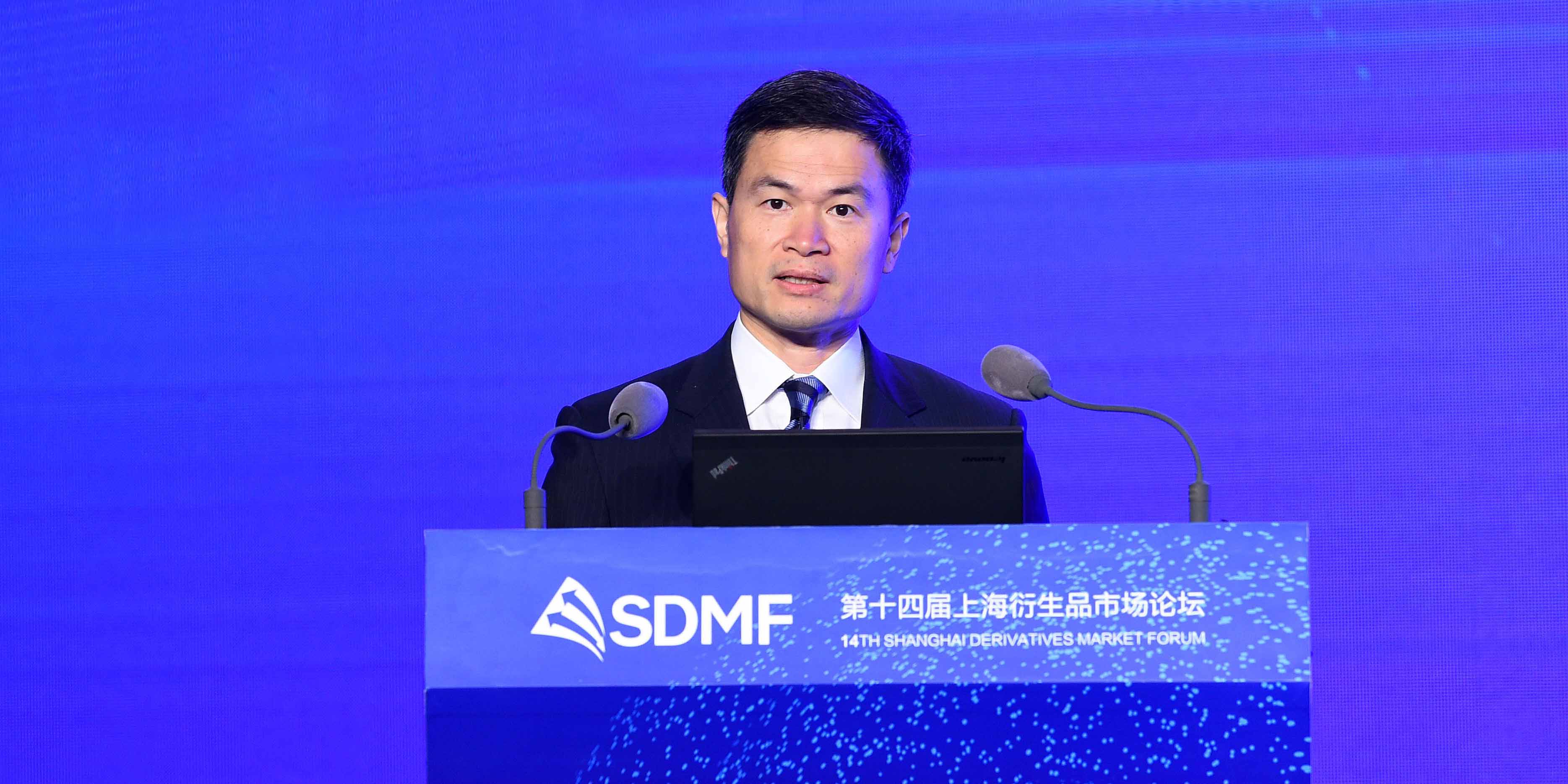 方星海：积极研究推进境外投资者参与国内期货交易