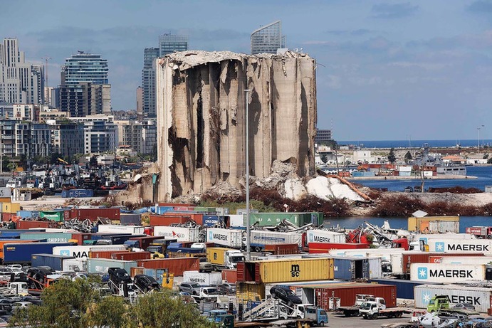 总理,国民议会议长分别由基督教马龙派,伊斯兰教逊尼派,伊斯兰教什叶