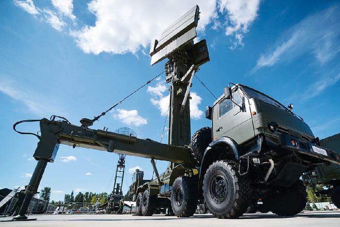 《每日邮报》报道,美国空军近日部署了一款据称可以摧毁伊朗核设施