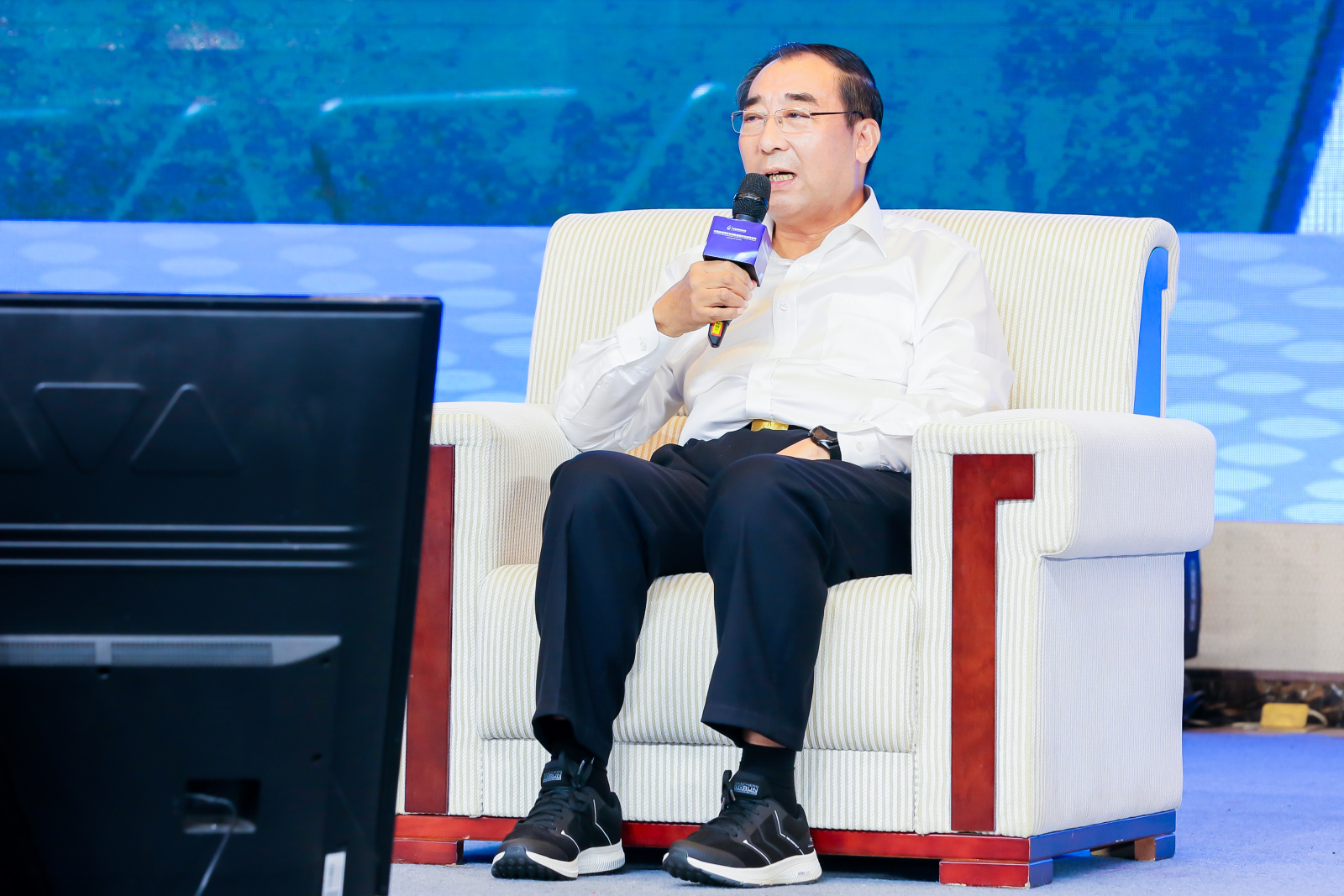 新华健康大家说二丛斌院士要从分子层面揭示中医药的多靶向机制