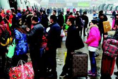 农民工回家最暖心一幕