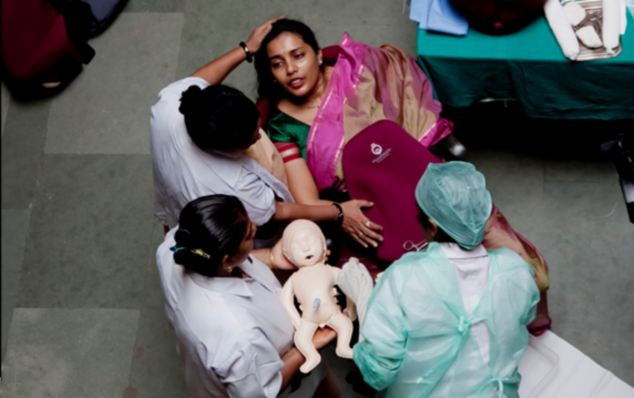 挪威公司新发明假子宫模拟生孩子【图】