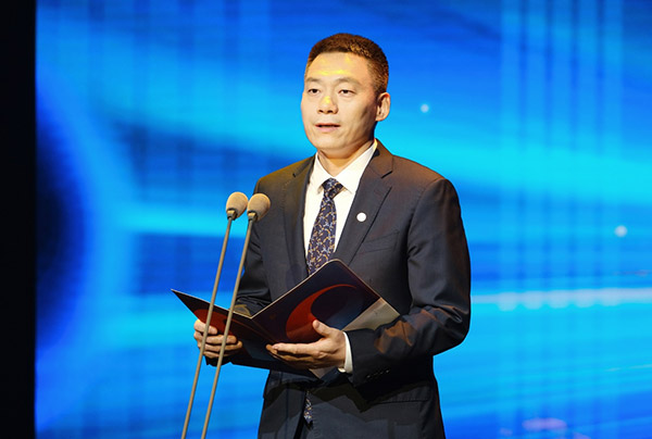 一个保利 万般美好 保利集团举行"7·15品牌之夜"活动-新华网