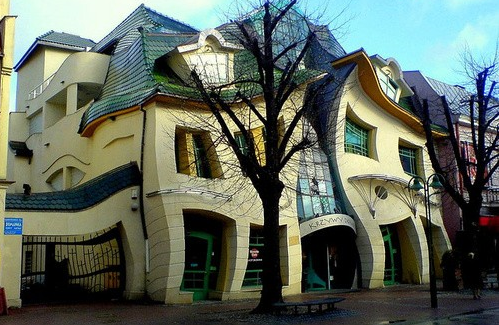 广州一歪楼还没"纠正"好