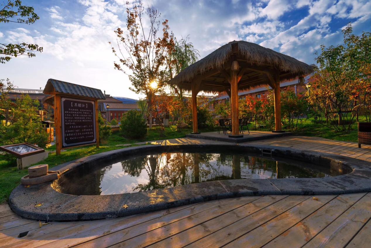 白桦林·温泉谷