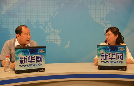 董良达做客新华网