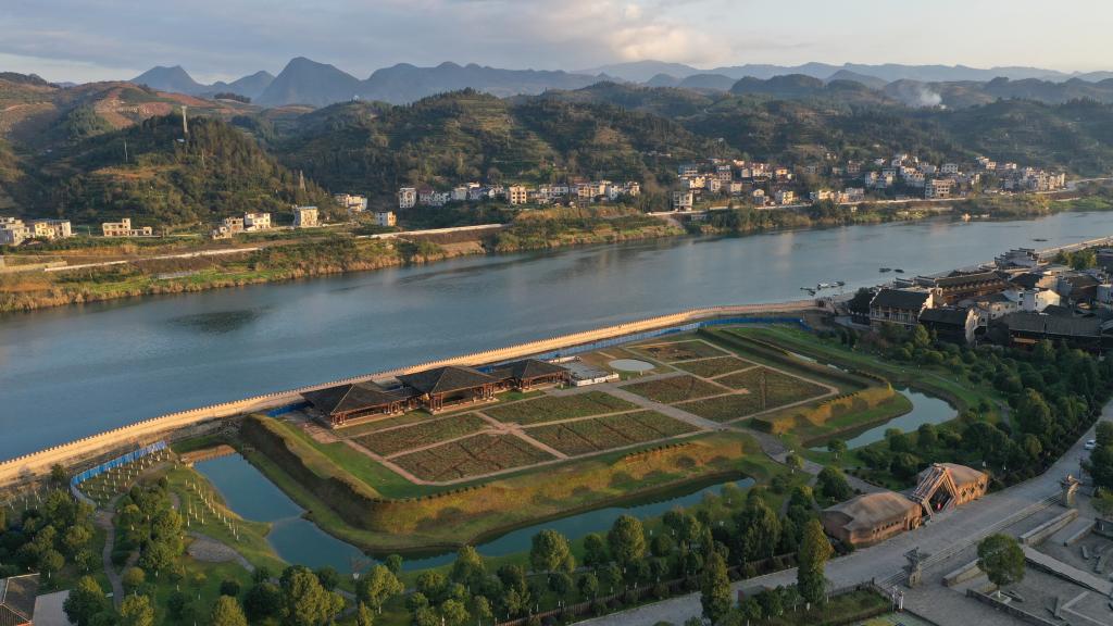 曾出土"海量"秦简 湘西里耶古城遗址重启考古勘探-新华网