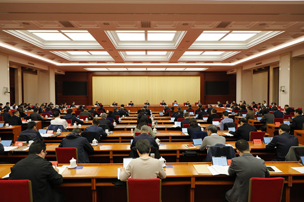 会议指出,一年来,中央和国家机关各部门以学习宣传贯彻党的二十大精神