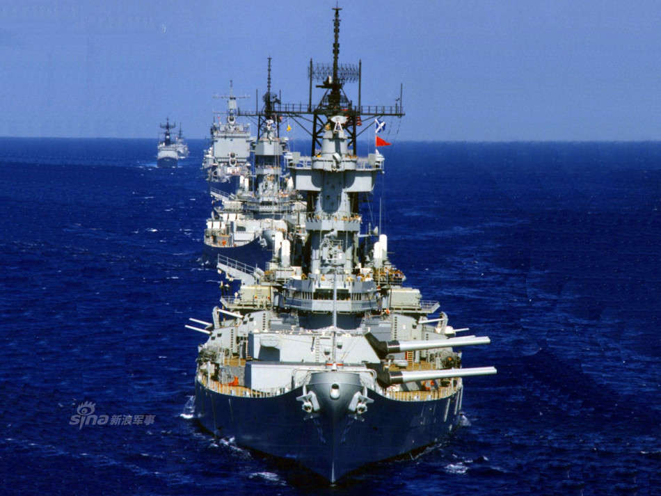 美国海军仍然保留了战列舰部队,四艘衣阿华级战列舰一直服役到1990
