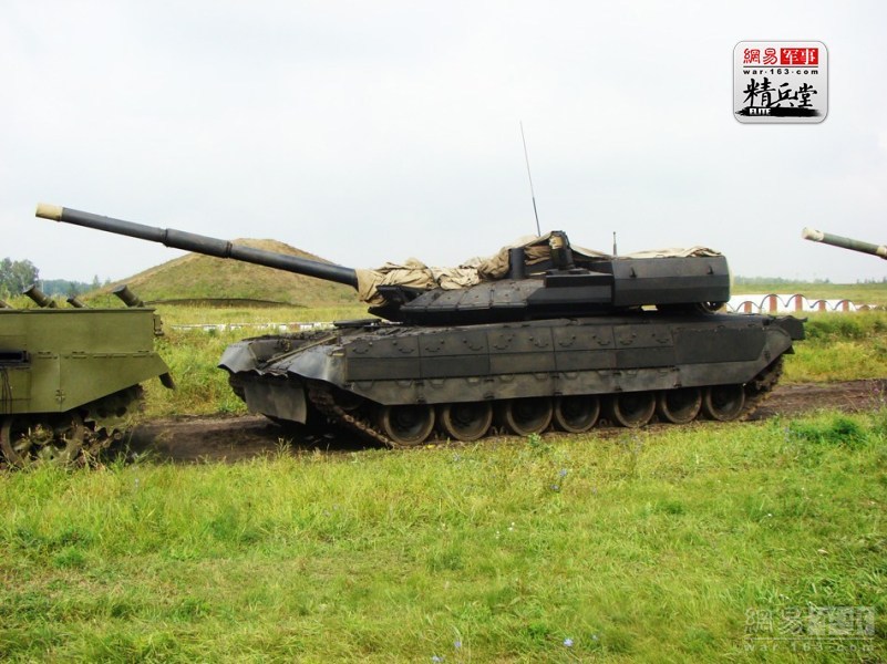 苏联解体后,研制工作曾一度中断,但在下塔吉尔设计局推出t-90坦克