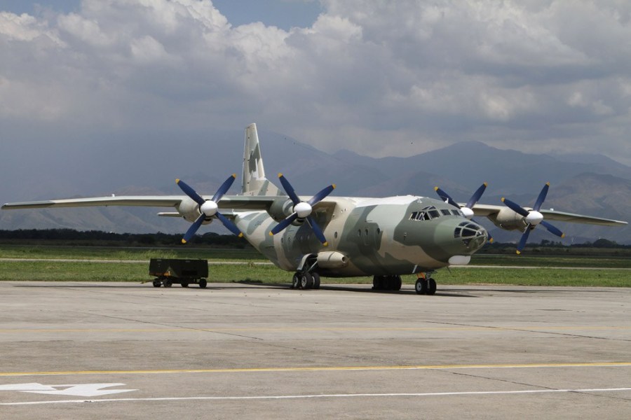 运-8动力装置为四台涡桨-6涡轮螺旋桨发动机,配用自动顺桨,自动变距的