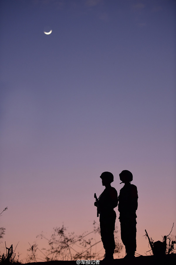 那些军人站岗的镜头哪一张感动了你