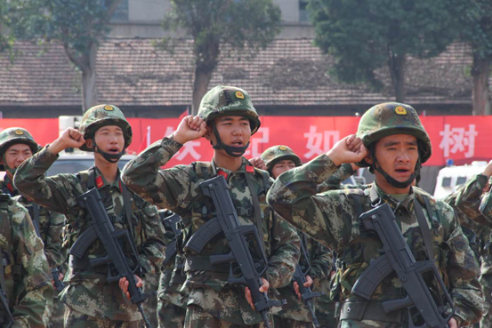 武警云南总队第二支队举行南博会安保誓师大会