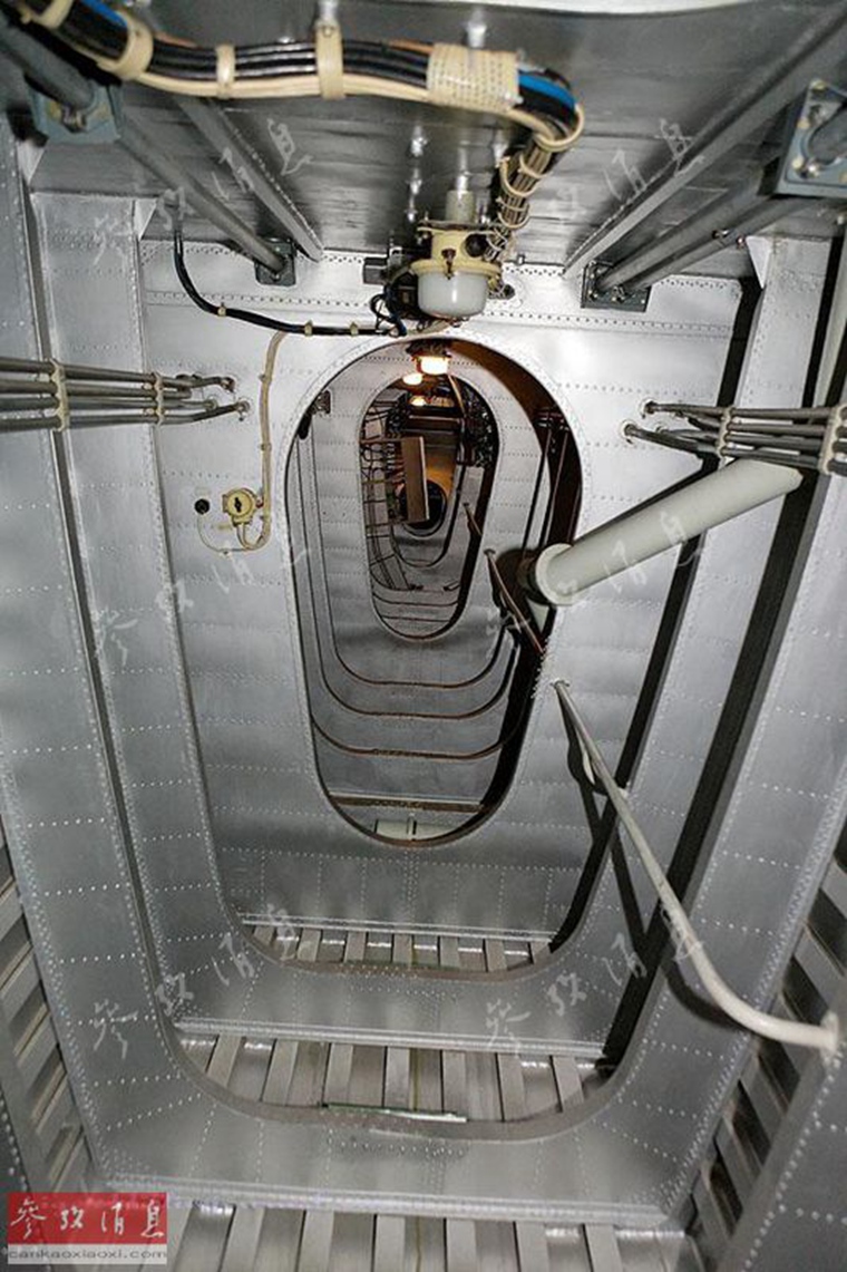 探秘苏联地效飞船的神秘内部构造组图
