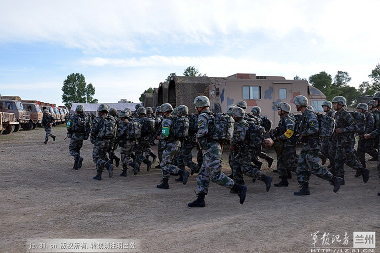 火力2015青铜峡c演习红方部队转入一级战备