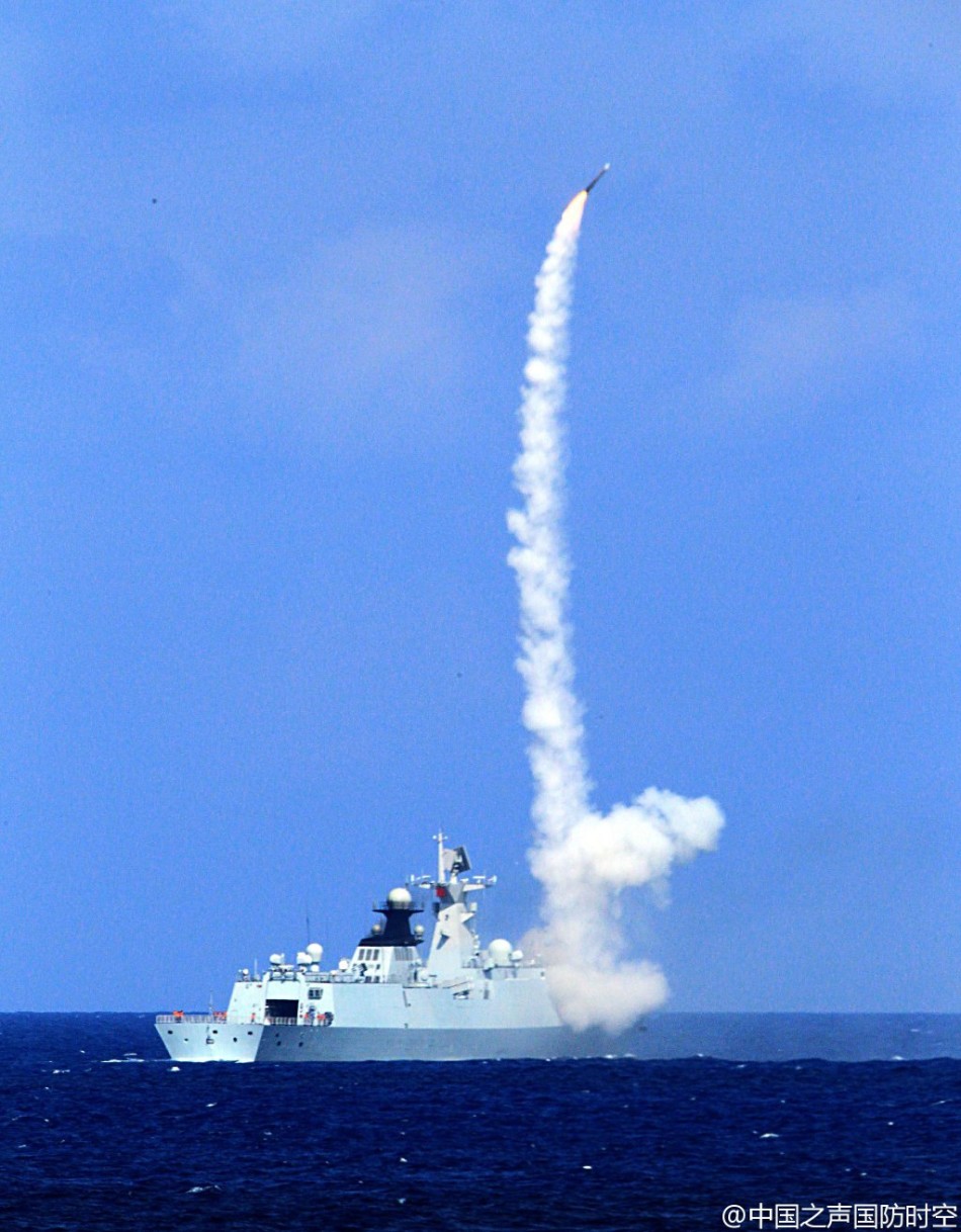 解放军南海演兵最显著特征一切准备实战