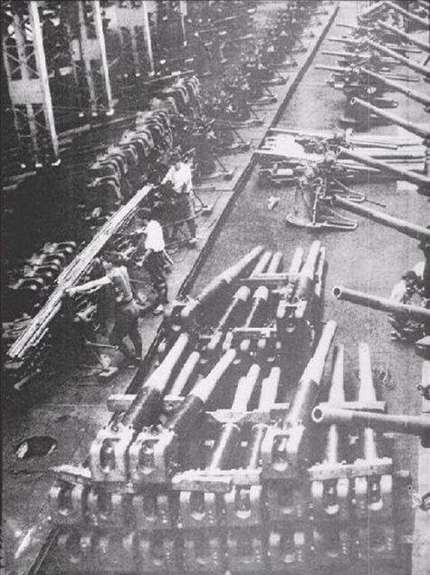 组图:穷兵黩武 二战日军兵工厂罕见照片