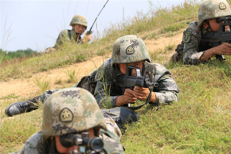 驻藏山地旅赴皖东红蓝对抗演习实录