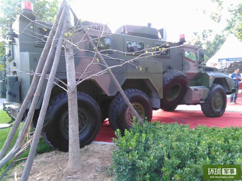 09ffc轮式防雷车