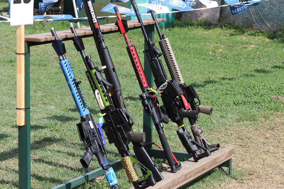 霰弹枪射击大赛魔改版ak抢眼