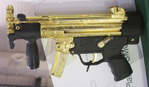 黄金枪械大收集惊现m60机枪