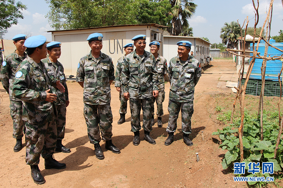 联南苏团慰问杨根思部队一线维和官兵