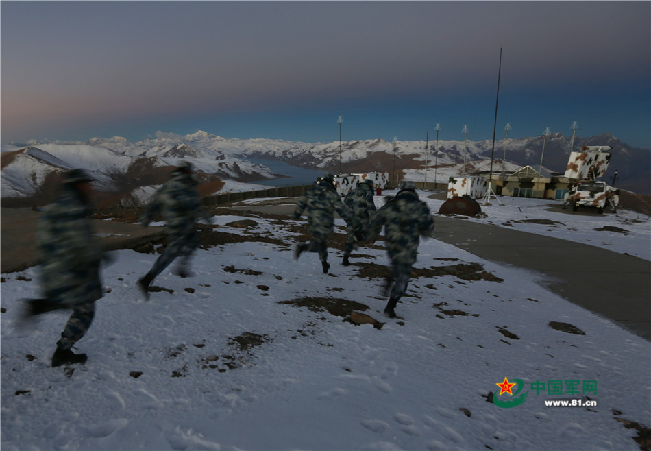 甘巴拉雷达站最老的兵22载坚守阵地不改士兵本色