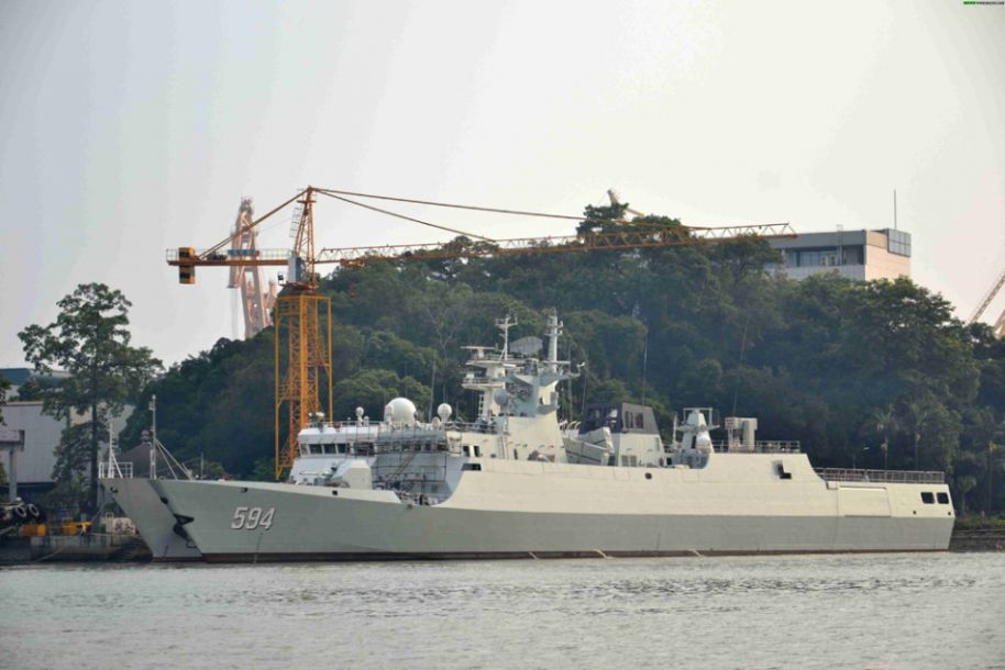 图昨天(28日)上午,中国海军接连服役2艘新型056a护卫舰,分别是服役