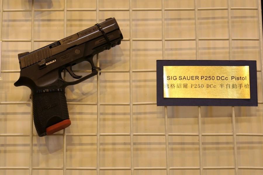 香港飞虎队的枪图片