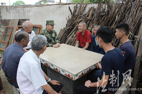 广西那良边防派出所开展"高举五四旗帜 展现青年风采"主题活动