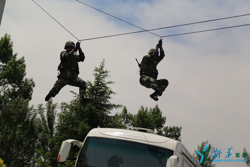 神兵天降!特战队员科学组训提高实战能力