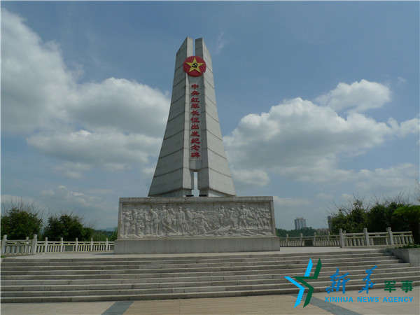 红军烈士的安息——江西省于都县完善革命烈士设施纪实   陈辉,丁克美