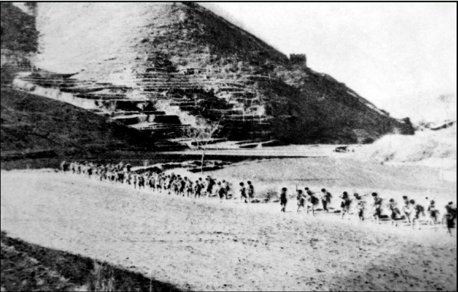 解放战争时期,部队挥师从喜峰口入关参加平津战役.