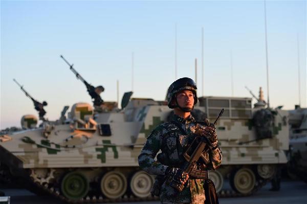 （建军90周年阅兵&middot;XHDW）（4）整装待阅