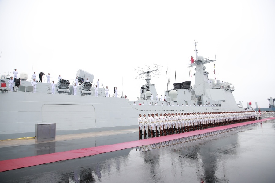 奏响新时代海上和平乐章——人民海军成立70周年海上阅兵活动纪实