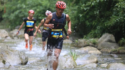 去山野间,磨砺身心