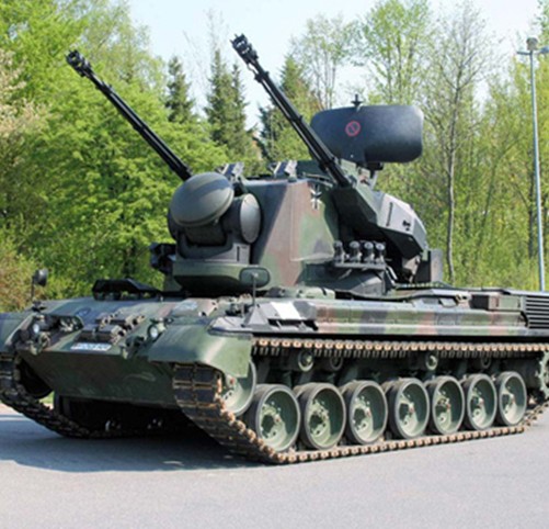 德国"猎豹"35mm自行高炮车 "三位一体"