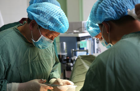 解放军309医院专家医疗队赴革命老区西吉县医疗义诊