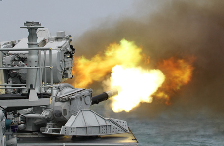 屡当先锋的&ldquo;海上铁拳&rdquo;&mdash;&mdash;记海军东海舰队某驱逐舰支队