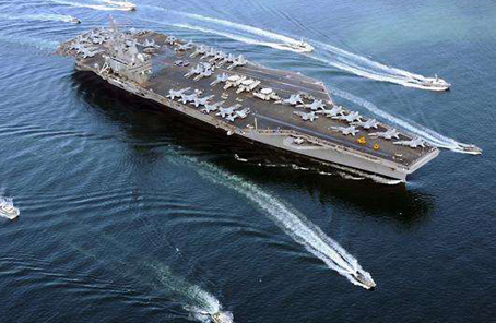 特朗普将登美国超级航母并发表演讲