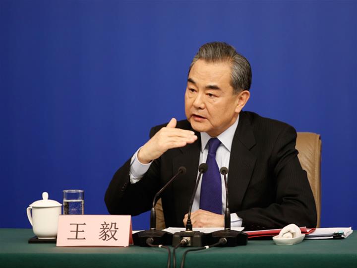 王毅:中国维护南海和平稳定决心不可动摇