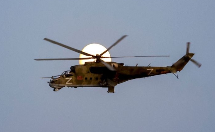 俄媒：俄军直升机在克里米亚海域坠毁